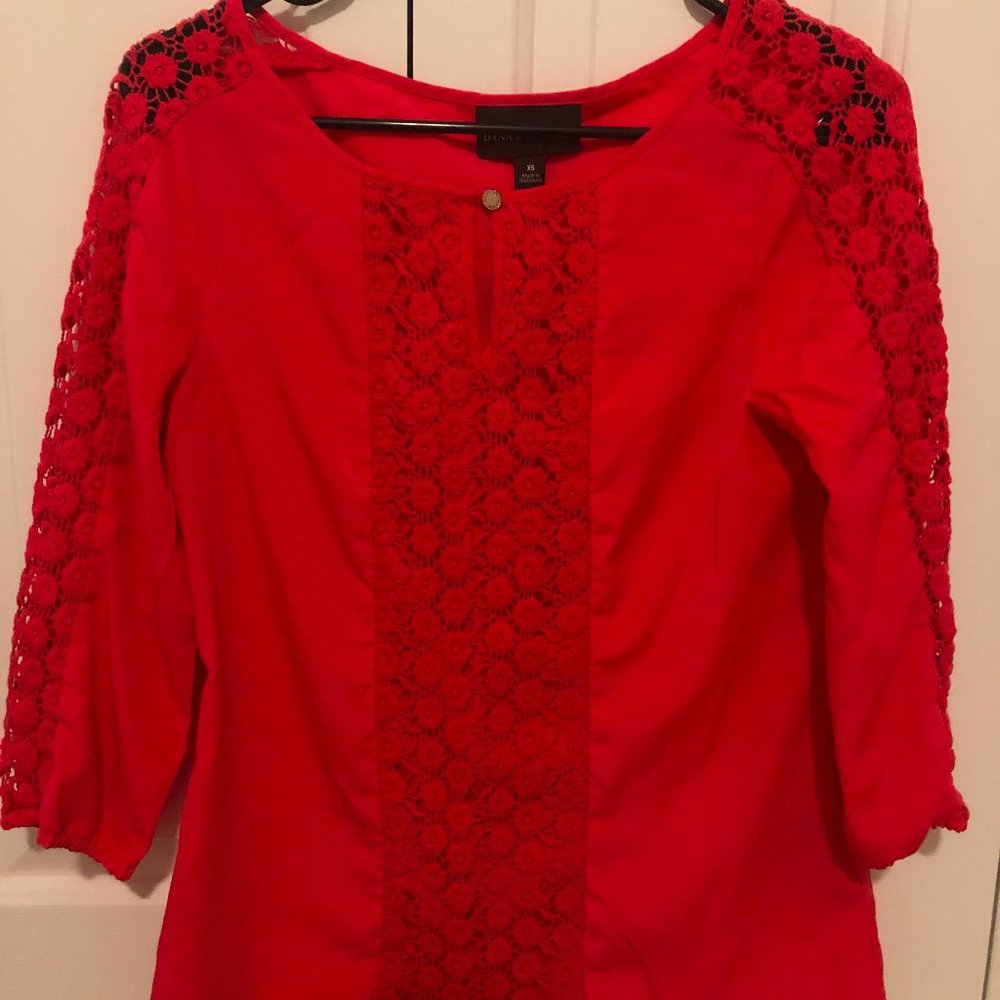 Dana Buchman Coral Lace Blouse